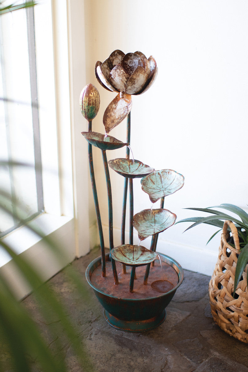 Metal Lily Pads Fountain