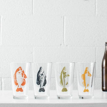 Gone Fishin' Glassware: Set of 2 assorted Standard Pint
