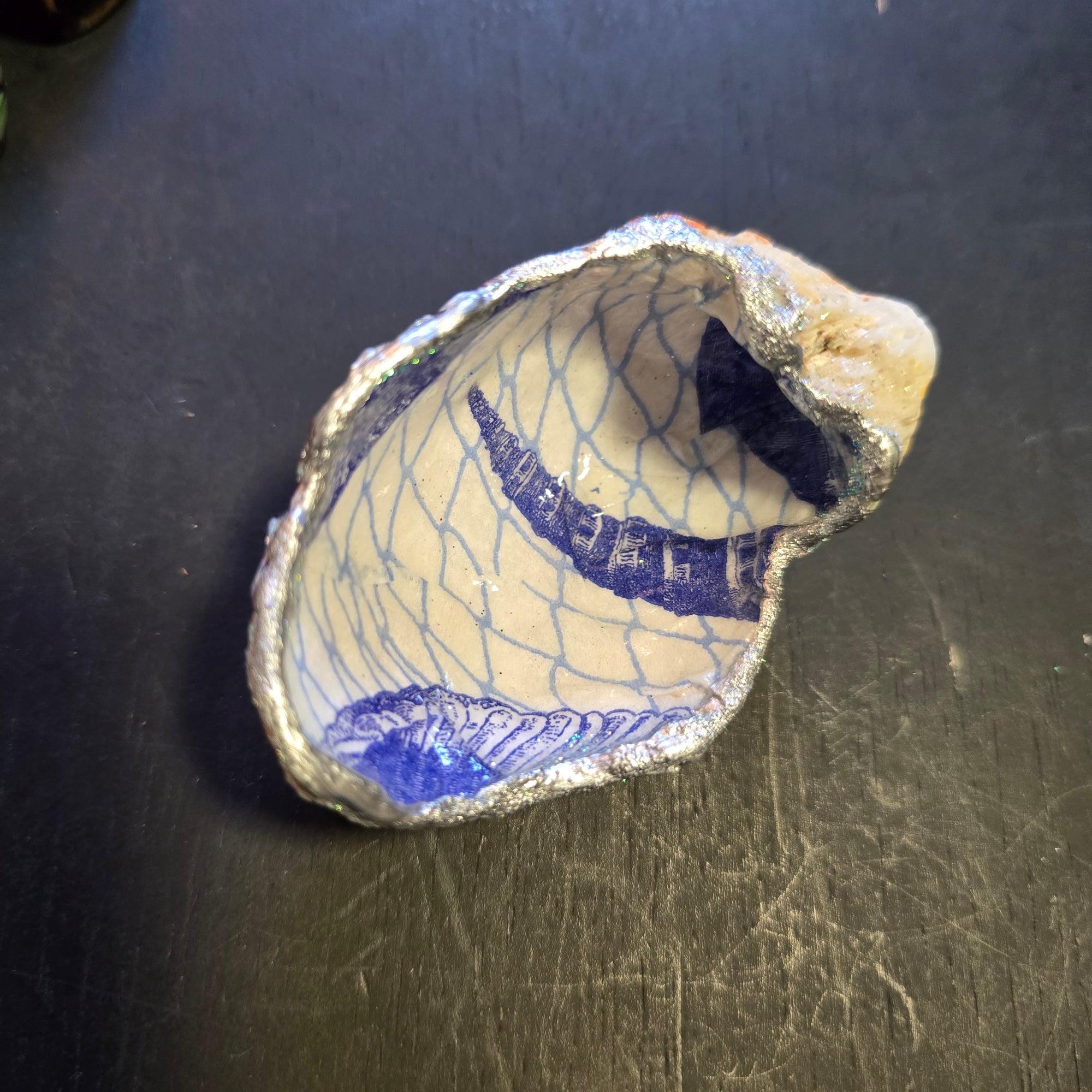 Shell Trinket Dish &quot;Victoria&#39;s Beach Walk&quot;