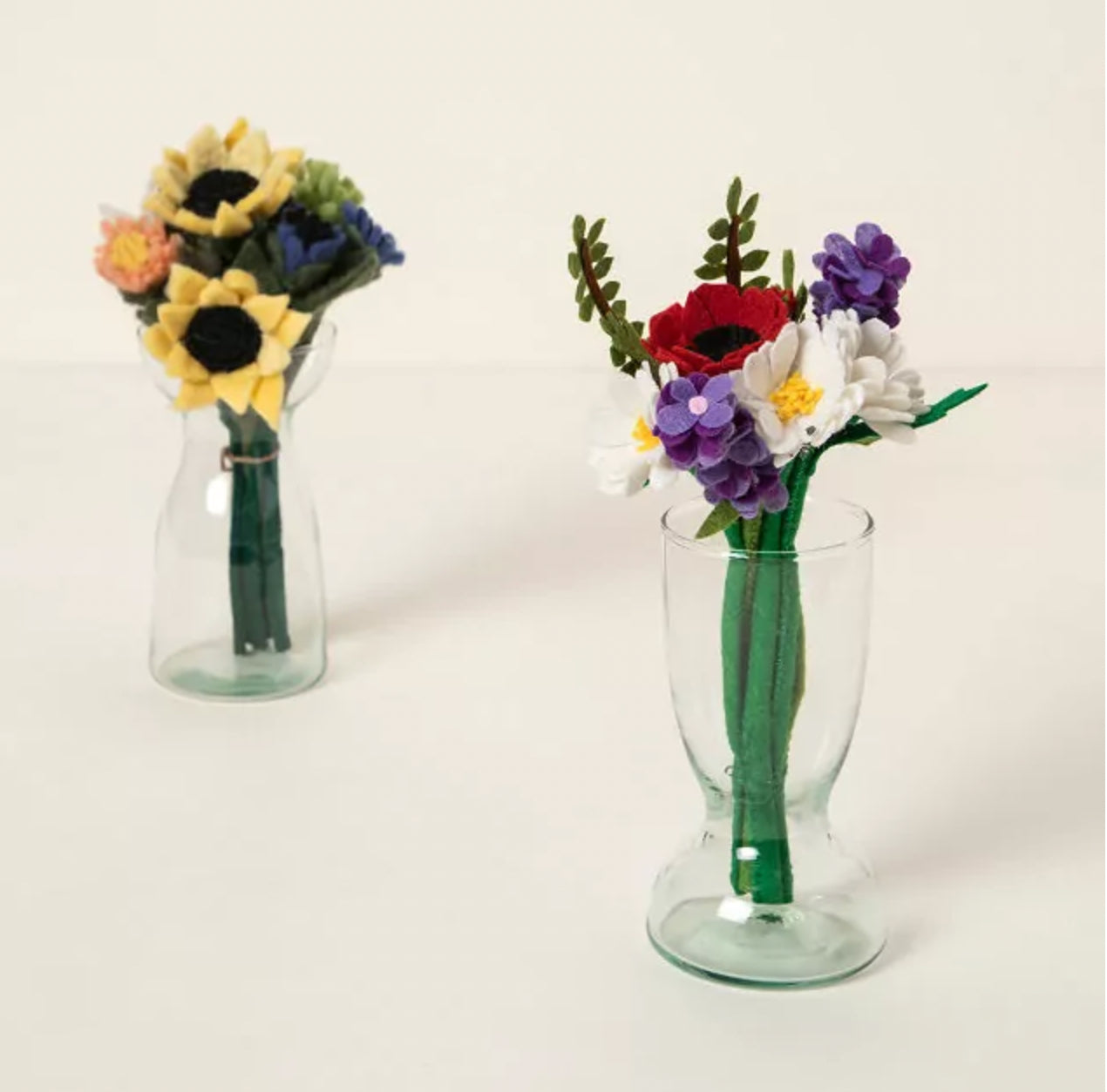 Petite Felt Daisy Bouquet