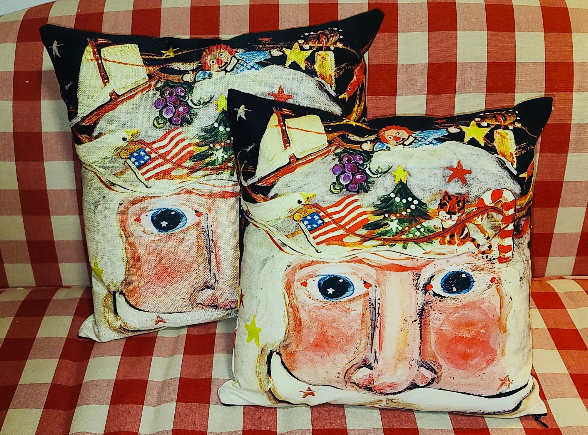 NANCY THOMAS PILLOWS - Santas - Sugarplum Santa