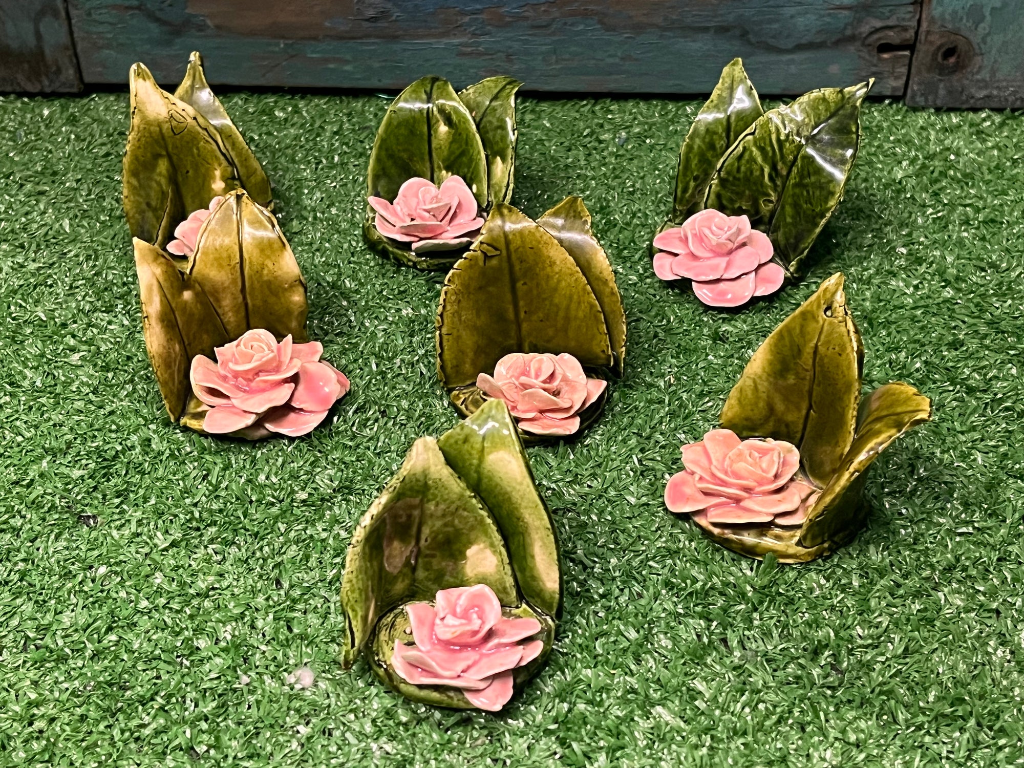 Porcelain Rose Petal Place Holders